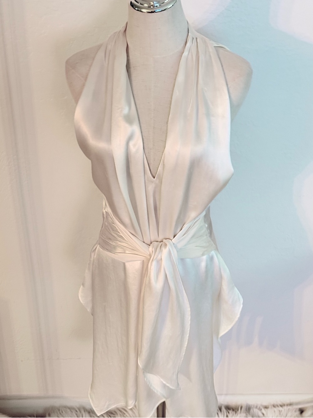 Elizabeth and James 100% Silk Satin Halter Wrap Blouse Cream/Off-Wht M Romantic - Picture 6 of 12
